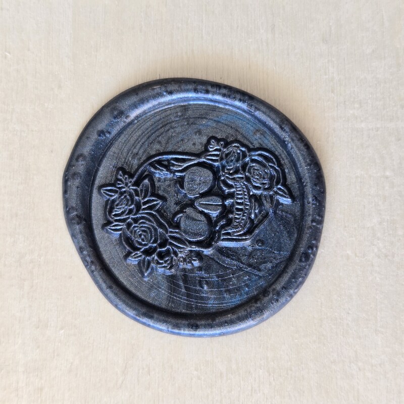 Rose skull seal